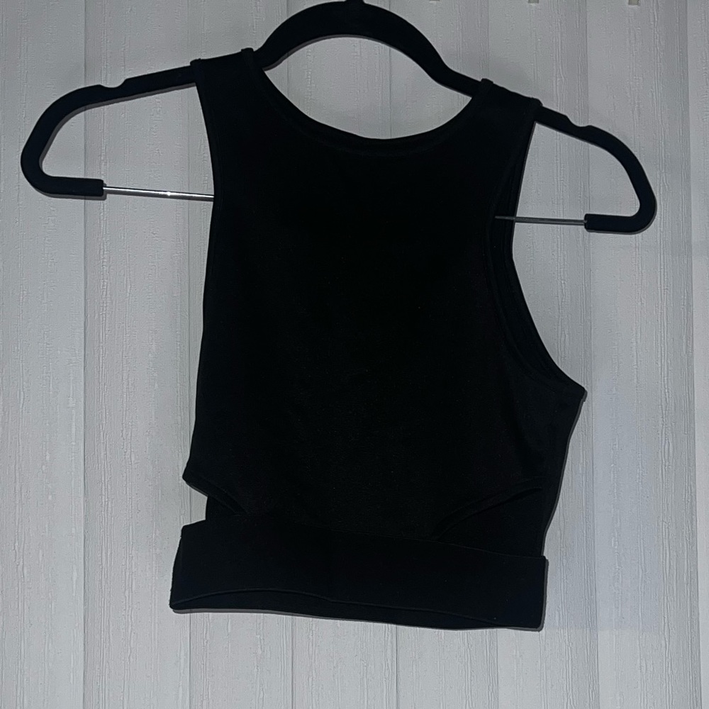 Black crop top